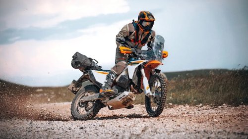 2027 KTM 690 Rally - First Look