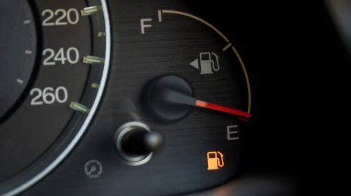 4 Sports Cars That Can Deliver 30 MPG