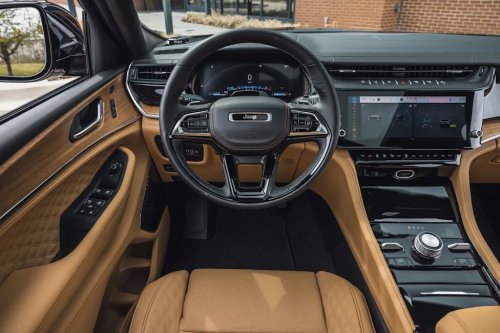 View Interior Photos of the 2026 Jeep Grand Cherokee Summit