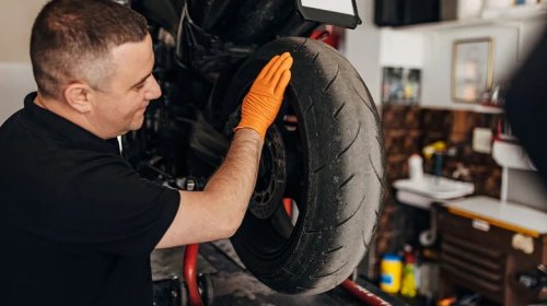 Why Do Some Motorcycles Have Fat Tires?