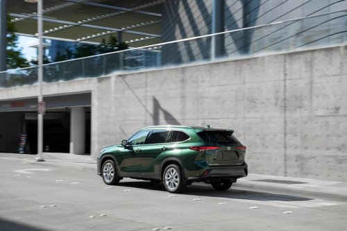 Toyota, Toyota Highlander, Honda, Honda Pilot, Kia, Kia Telluride, Toyota Highlander Vs. Honda Pilot Vs. Kia Telluride: Which One Is The Most Reliable? There's One Clear Winner