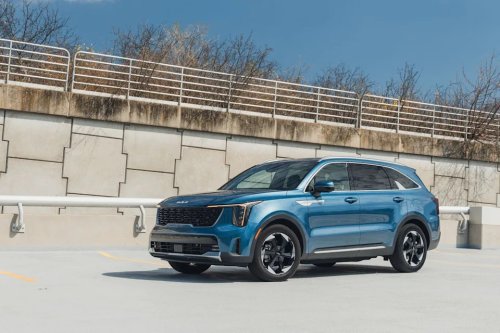 Kia, Kia Sorento, Kia Sorento Hybrid, View Exterior Photos of the 2025 Kia Sorento Hybrid