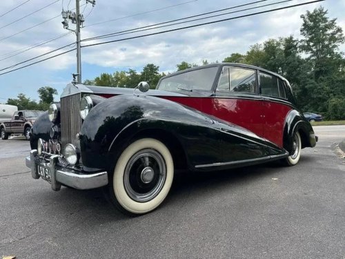 Rolls-Royce, 1951 Rolls-Royce Silver Wraith Offers Rare Link to Medical and Royal History at Lucky Collector Car Auctions