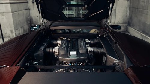 Lamborghini, The 2010 Lamborghini Murciélago LP 670-4 SV Manual in Photos