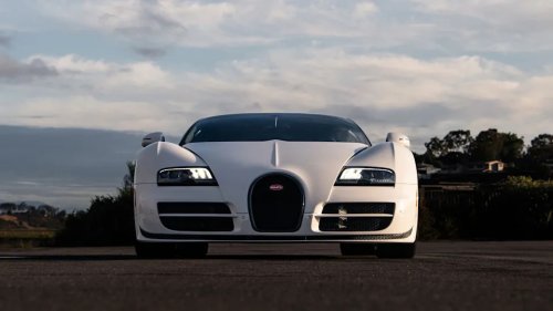 The Bugatti Veyron 16.4 Grand Sport Vitesse in Photos