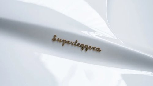 View Photos of the Touring Superleggera Veloce12 Aperta