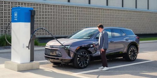 Hyundai Santa Fe Is the Cheapest Electrified Vehicle to Insure for 2026