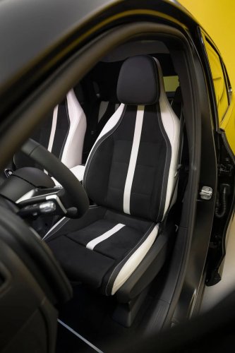 Mercedes-Benz, Take a Look Inside the 2028 Mercedes-Benz GLA-Class EV