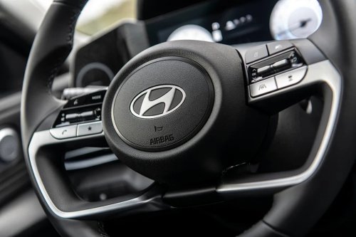 Hyundai, Hyundai Elantra, Toyota, Toyota Corolla, Hyundai’s $199 Elantra Lease Gives the Toyota Corolla a Real Fight