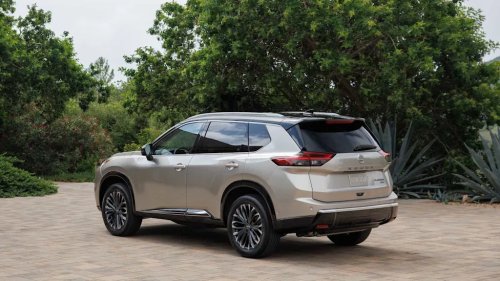 SUV, The plush compact SUV buyers are switching to instead of the RAV4 in 2026