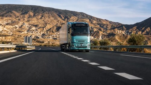 Volvo, Battery, 435 Miles Before a Charge: Inside Volvo’s E-Axle Driveline and 725 kWh Battery Architecture