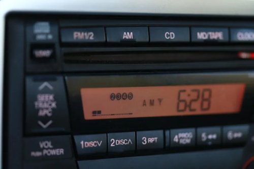 The Federal Government May Soon Require AM Radio in All New Cars and EVs If This Bill Becomes Law