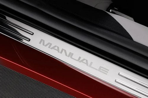 Ferrari 12Cilindri Manuale Debuts As a Limited Edition V12 with Koenigsegg's Wildest Idea