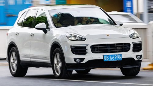 5 Cars You Might Not Expect To Have Manual Transmissions