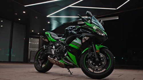 Who Owns Kawasaki Motorcycles, And Where Are Its Bikes Made?