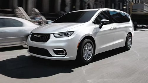 Chrysler, Chrysler Pacifica Pricier to Lease This June, But Still Affordable