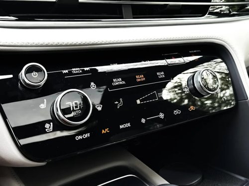 After a Week of Driving the 2027 Infiniti QX65, Here Are Three Things I Hated About It