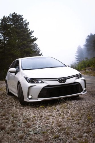 10 Models That Refuse to Die: Cars That Last 300,000 Miles