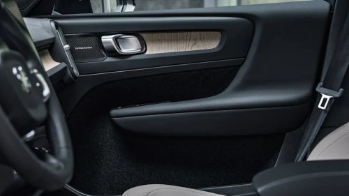 2028 Volvo XC40 First Look: Fresh Face, New Features for an Old Favorite