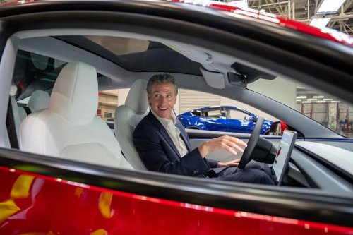 Leno's Law Finally Signed in California, Keeping Classics Safe from Smog Checks