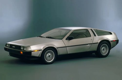 5 More Classic Dream Cars You Really Want but Will Regret Owning