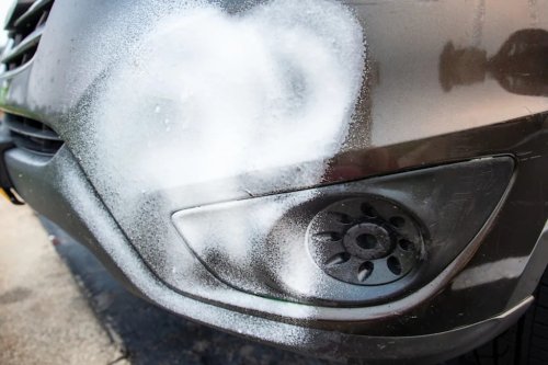 Road Trips Create Memories — and Insect Guts. So We Tested the Best Bug, Tar, and Sap Removers