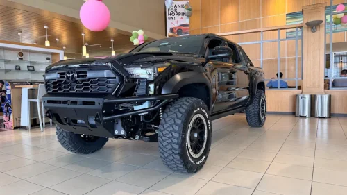 Toyota, Toyota Tacoma, 2026 Toyota Tacoma in ‘Back to the Future’ Get-Up Looks Pretty McFly