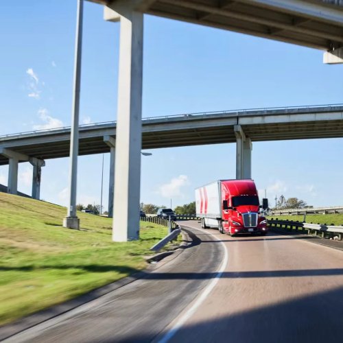 Autonomous Self-Driving Trucks Have Begun Hitting California Highways