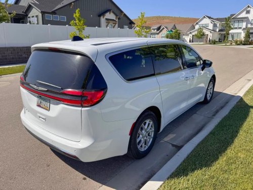 Test-Driving The 2026 Chrysler Pacifica Minivan