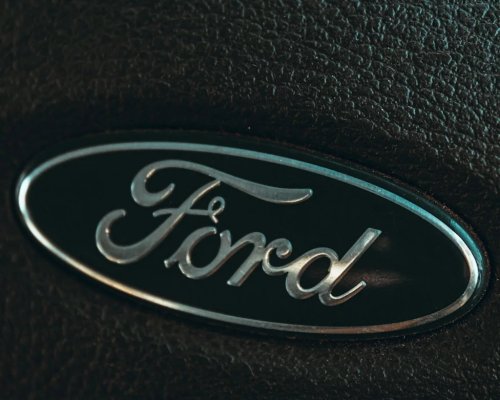 Ford Recalls 148,663 Mustangs Over a Wire That Can Kill the Engine and the Headlights at Once. The Fix Isn't Coming Until March.
