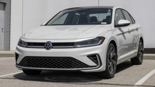 Which New Non-Hybrid Cars Can Exceed 40 MPG?