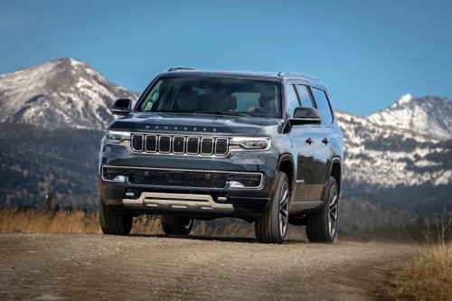 Jeep Recalls Nearly 98,000 Wagoneer Models Over Roof Racks That Fly