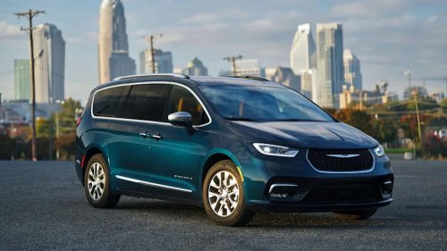 Chrysler, Chrysler Recalls America’s Only Plug-In Hybrid Minivan, Tells Owners To Park Outside