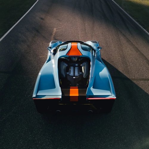 Porsche, Someone Sacrificed a Porsche Grail to Build This Head-Turning Retro Stunner