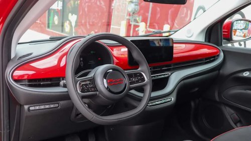 What's It Like To Live With A (Mostly) Free Fiat 500e For Two Years? These YouTubers Found Out