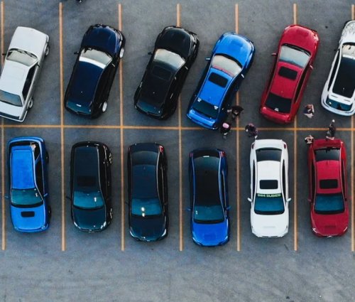 15 People Share Their Car’s Most Useless Feature