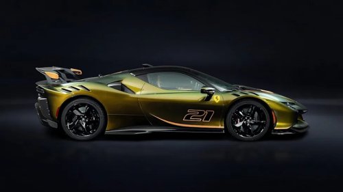 Ferrari, Tailor Made Ferrari SF90 XX Stradale Looks Surprisingly Lambo-Like With Green Paint
