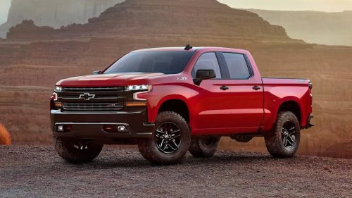 GM, GM Lawsuit Says Silverado And Sierra Trucks Can Leak Water Into The Cabin