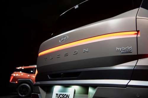 View Exterior Photos of the 2027 Hyundai Tucson Hybrid