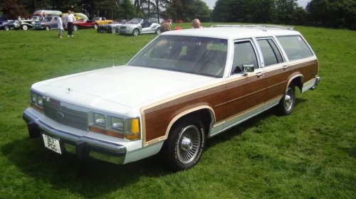 10 Family Vehicles That Were Super Popular In The 80s