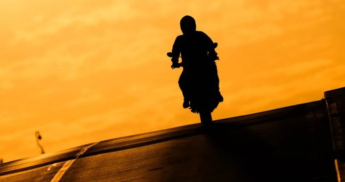 Motorcyclists, stay cool, hydrate, take breaks in hot weather