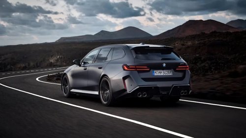 BMW M5 Sedan vs. BMW M5 Touring. Which One Should You Choose?