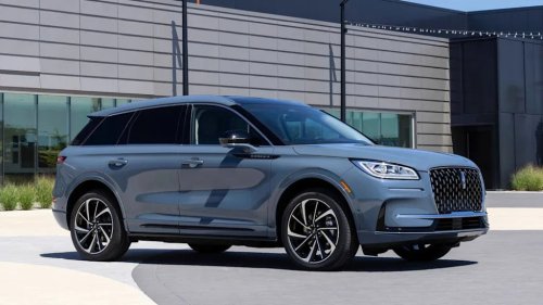 Ford, Ford Escape, Lincoln, Ford Escape And Lincoln Corsair Recalled Because They Could Roll Away