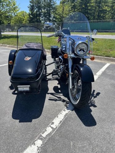 Suzuki, 2008 Suzuki Boulevard C50T with Sidecar for Sale
