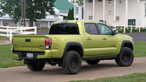 Toyota, Toyota Tacoma, Nissan, Nissan Frontier, 2022 Toyota Tacoma Vs. 2022 Nissan Frontier: Which One Is The Most Reliable? There's One Clear Winner.