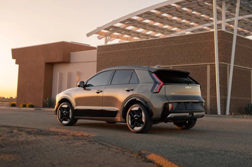 Kia, Kia Niro, The 2027 Kia Niro Dons a More Modern Design, but Now It Only Comes with This One Trendy Powertrain