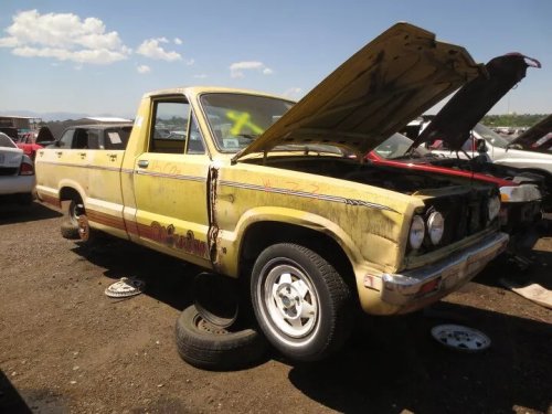Junkyard Find: 1992 Mazda B2200 SE-5 Cab Plus