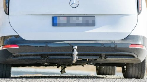 Mercedes, An Even More Appealing Version Of Mercedes' Unusual New Limo Just Got Caught In Testing