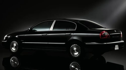 Nissan, Toyota, This Nissan Model Attempted To Beat Toyota At Its Own Luxury Game