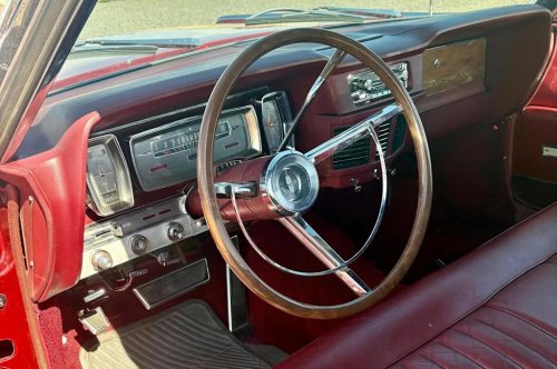 Lincoln, 1963 Lincoln Continental Convertible for Sale With 86,000 Miles Shown